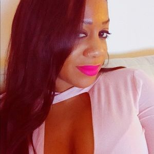 Meet your Posher, Leticia